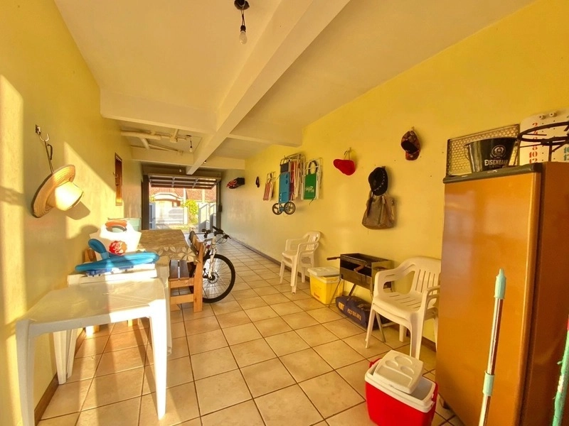 DUPLEX 3 DORM - 1 QUADRA DO MAR - NA ZONA NOVA DE CAPÃO DA CANOA: 10ª foto da galeria de imagens do imóvel