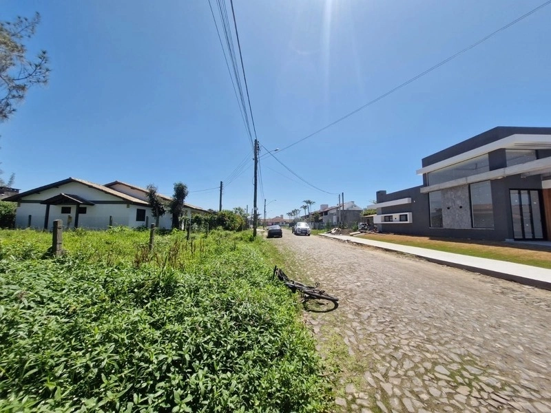 Terreno com ótima posição solar bem localizado: 4ª foto da galeria de imagens do imóvel