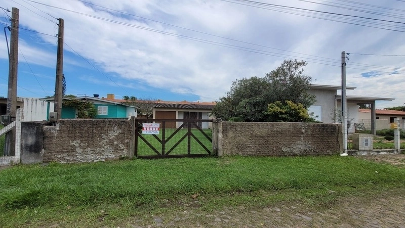Casa investidor no bairro Araçá com 3 dormitórios: 2ª foto da galeria de imagens do imóvel