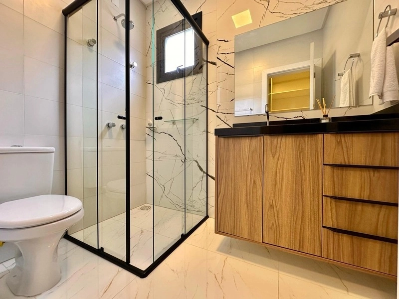 Casa com padrão inigualável com 3 dormitórios e piscina: 18ª foto da galeria de imagens do imóvel