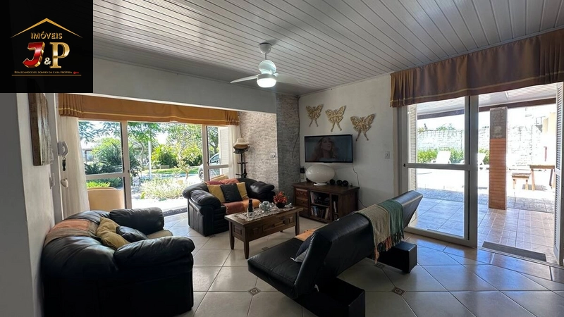 Casa com 2 terrenos, 3 quartos e piscina a 150m do mar: 26ª foto da galeria de imagens do imóvel