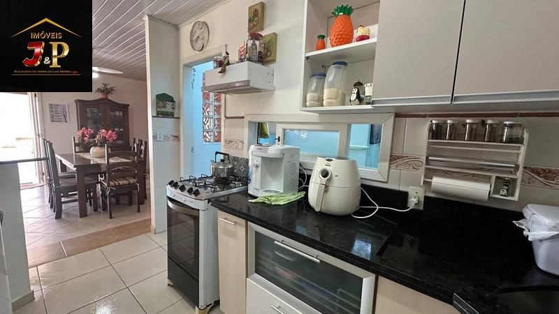 Casa com 2 terrenos, 3 quartos e piscina a 150m do mar: 28ª foto da galeria de imagens do imóvel