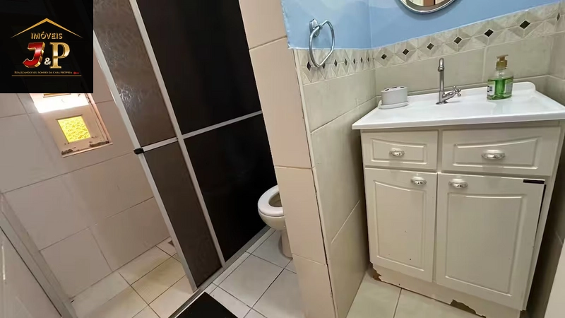 Casa com 2 terrenos, 3 quartos e piscina a 150m do mar: 19ª foto da galeria de imagens do imóvel