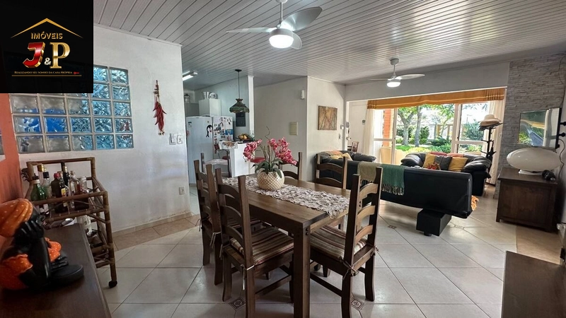 Casa com 2 terrenos, 3 quartos e piscina a 150m do mar: 21ª foto da galeria de imagens do imóvel