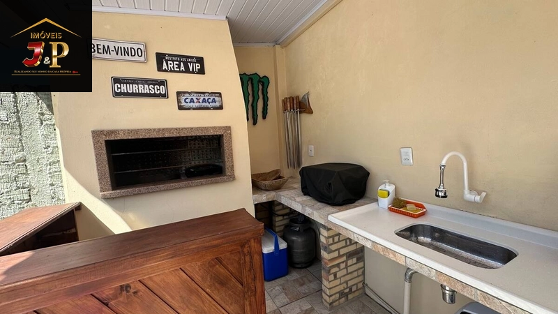 Casa com 2 terrenos, 3 quartos e piscina a 150m do mar: 11ª foto da galeria de imagens do imóvel
