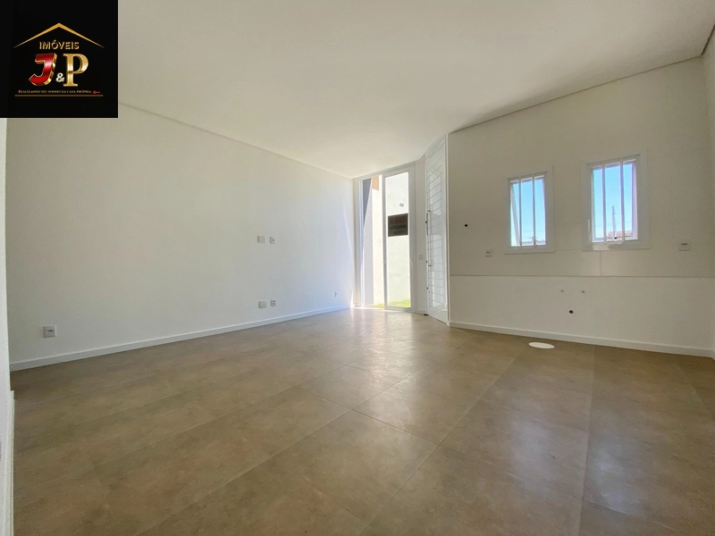 Casa na avenida com 2 dormitórios: 5ª foto da galeria de imagens do imóvel