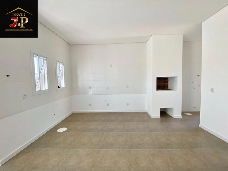 Casa na avenida com 2 dormitórios: 10ª foto da galeria de imagens do imóvel