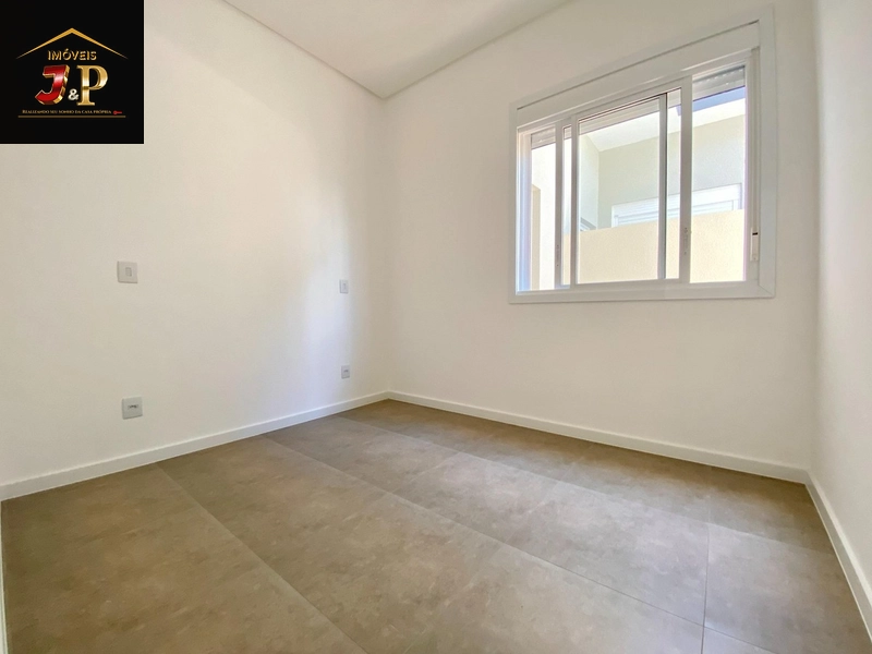 Casa na avenida com 2 dormitórios: 11ª foto da galeria de imagens do imóvel