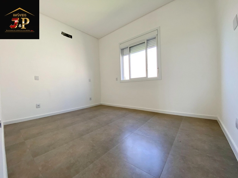 Casa na avenida com 2 dormitórios: 18ª foto da galeria de imagens do imóvel
