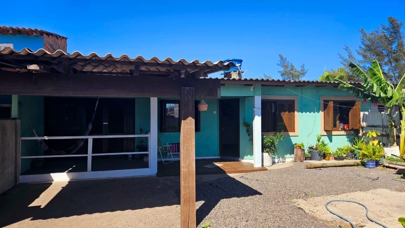 Casa com 2 dormitórios mobiliada no Bairro Zona Norte: 2ª foto da galeria de imagens do imóvel