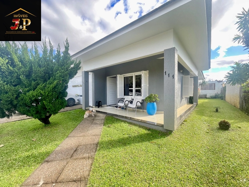 Casa incrível com 3 dormitórios à 3 quadras do mar: 5ª foto da galeria de imagens do imóvel