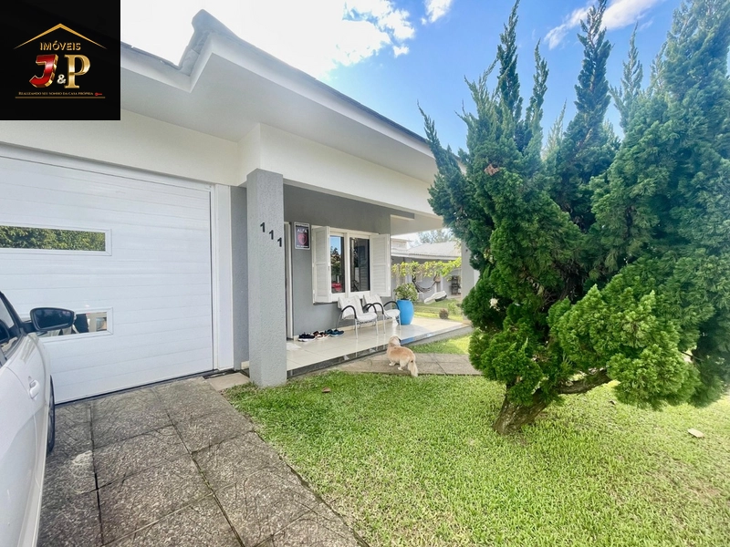 Casa incrível com 3 dormitórios à 3 quadras do mar: 7ª foto da galeria de imagens do imóvel