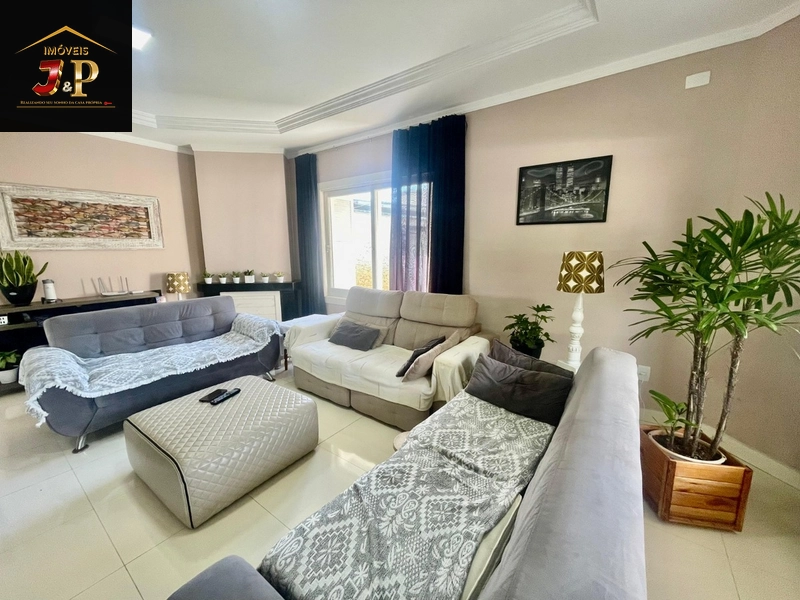 Casa incrível com 3 dormitórios à 3 quadras do mar: 13ª foto da galeria de imagens do imóvel