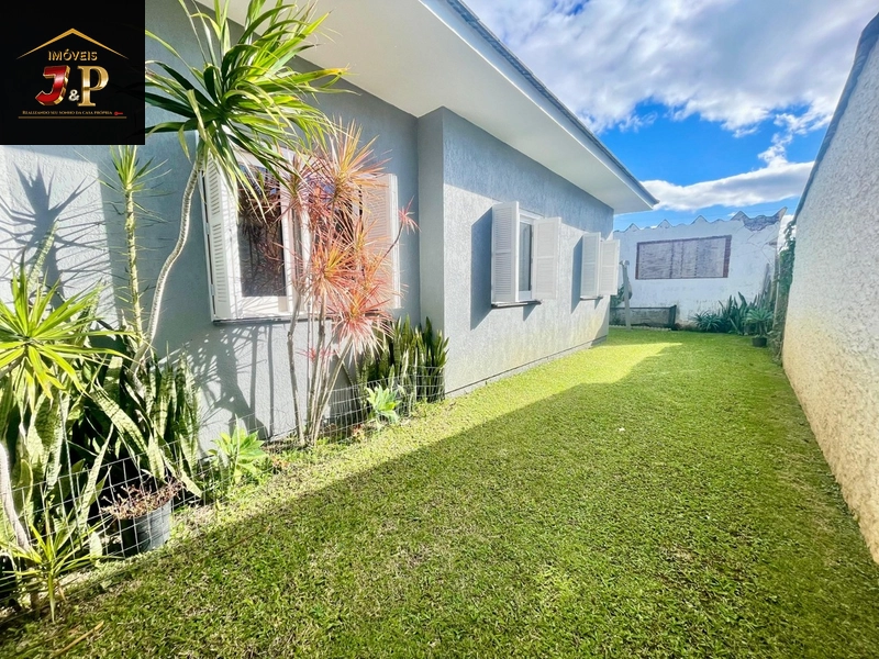Casa incrível com 3 dormitórios à 3 quadras do mar: 10ª foto da galeria de imagens do imóvel