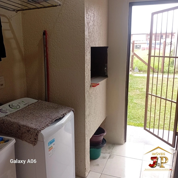 A casa 2 dormitórios lado mar por apenas 260 mil: 3ª foto da galeria de imagens do imóvel
