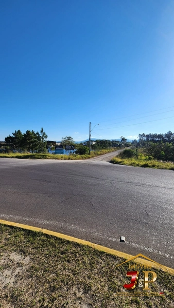 Terreno com mais de 3.000m² com preço imperdível,pronto para construir: 1ª foto da galeria de imagens do imóvel