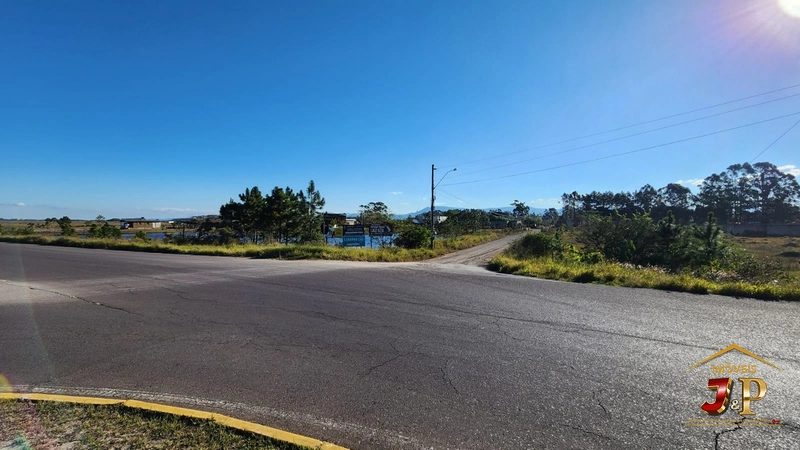 Terreno com mais de 3.000m² com preço imperdível,pronto para construir: 2ª foto da galeria de imagens do imóvel