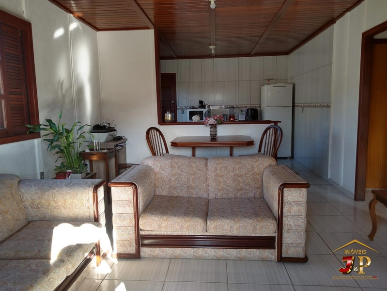 Casa aconchegante, com 2 dormitórios e grande terreno: 15ª foto da galeria de imagens do imóvel