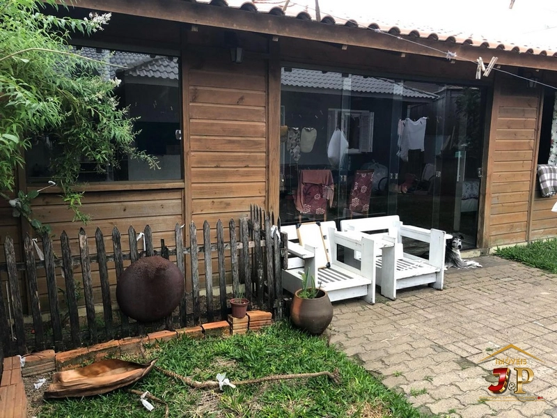Casa mobiliada com 3 dormitórios e anexo nos fundos: 26ª foto da galeria de imagens do imóvel