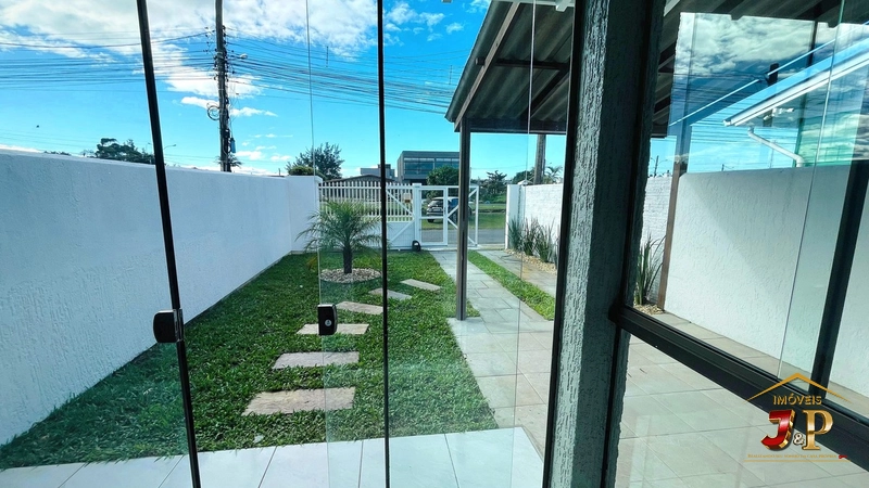 Casa com 2 dormitórios de frente a avenida: 12ª foto da galeria de imagens do imóvel