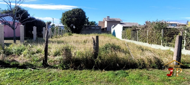 Terreno em ótima localização: 2ª foto da galeria de imagens do imóvel