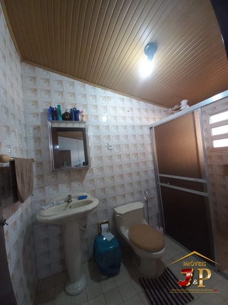 Casa a 100m da praia com 4 dormitórios: 10ª foto da galeria de imagens do imóvel