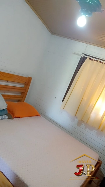 Casa a 100m da praia com 4 dormitórios: 20ª foto da galeria de imagens do imóvel