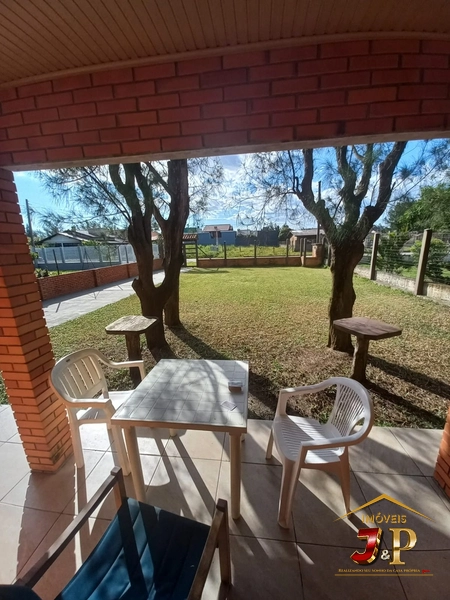 Casa a 100m da praia com 4 dormitórios: 12ª foto da galeria de imagens do imóvel