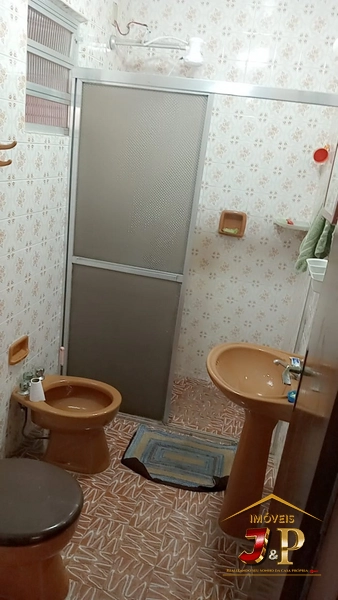 Casa a 100m da praia com 4 dormitórios: 24ª foto da galeria de imagens do imóvel