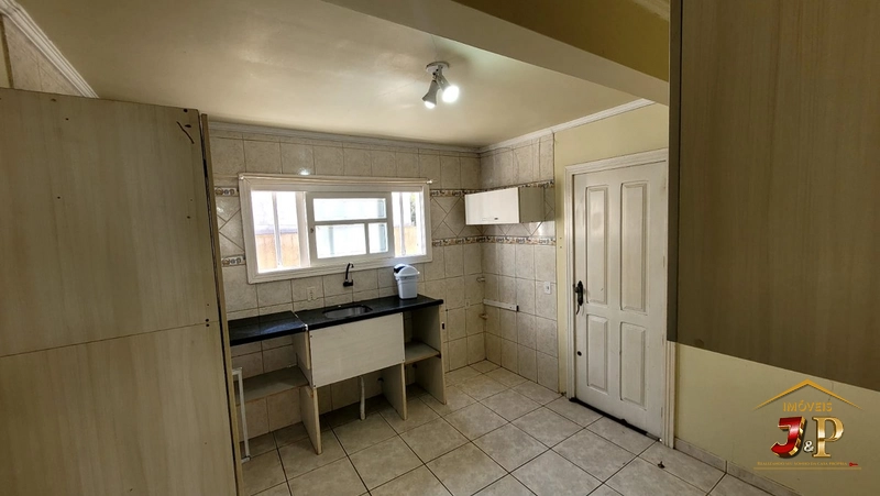 Apartamento com 3 dormitórios em Capão Novo: 4ª foto da galeria de imagens do imóvel