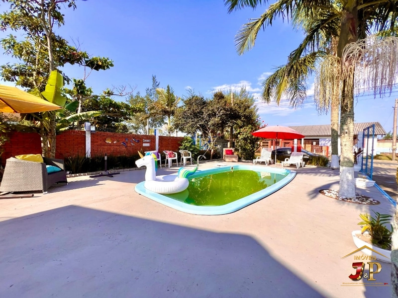 Linda casa bem localizada com 2 dormitórios e piscina: 14ª foto da galeria de imagens do imóvel