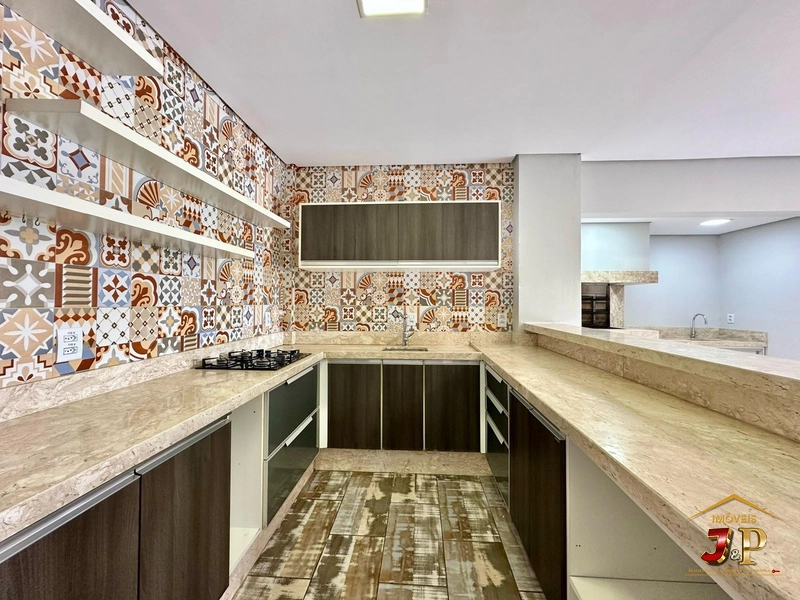 Casa de padrão exemplar no condomínio Condado: 11ª foto da galeria de imagens do imóvel