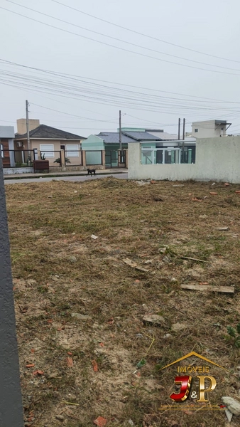 Terreno extremamente bem localizado a poucos passos do mar: 3ª foto da galeria de imagens do imóvel