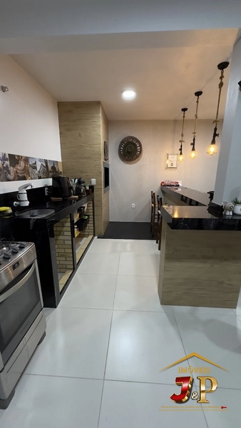 Casa com 3 dormitórios + anexo nos fundos com sala de festas: 16ª foto da galeria de imagens do imóvel