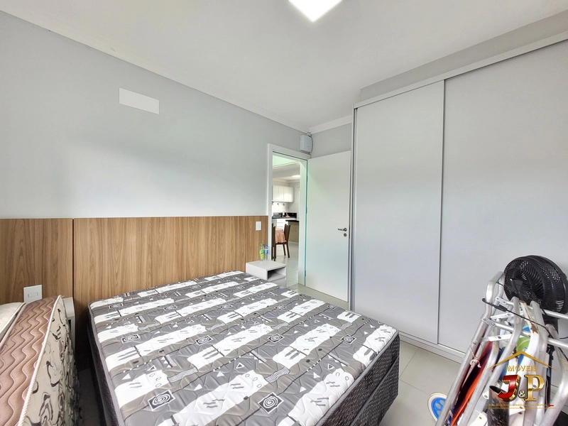 Casa com 2 dormitórios a alguns passos do mar: 10ª foto da galeria de imagens do imóvel