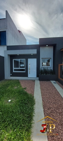 Casa com 2 dormitório pronta para mobiliar!: 1ª foto da galeria de imagens do imóvel