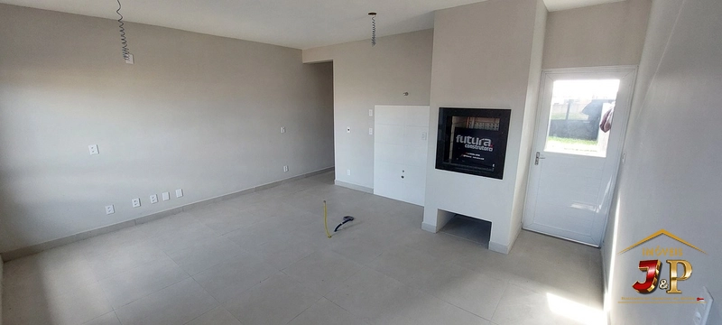 Casa com 2 dormitório pronta para mobiliar!: 3ª foto da galeria de imagens do imóvel