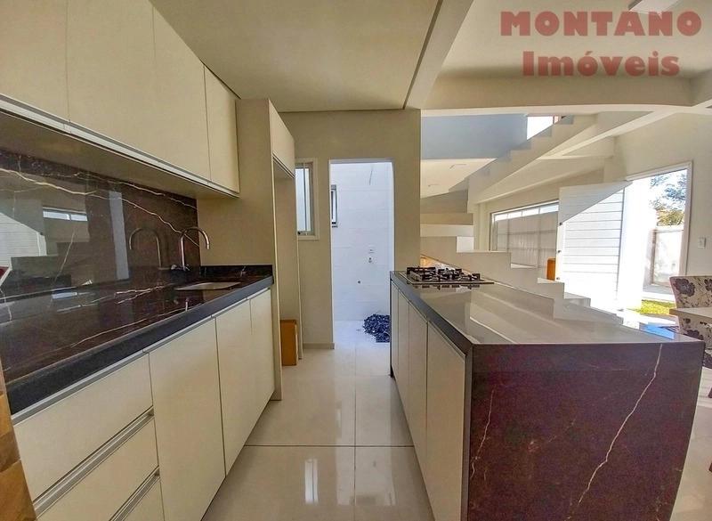 -> Excelente Sobrado Mobiliado - 2 suítes amplo espaço interno: 15ª foto da galeria de imagens do imóvel