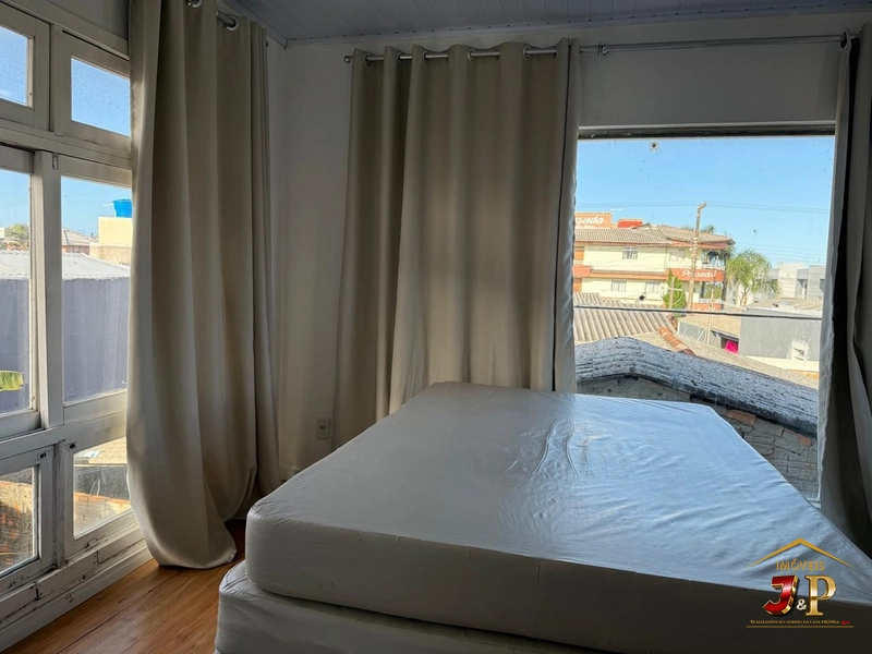 Casa a alguns passos do mar, 3 dormitórios e piscina por preço único!!: 28ª foto da galeria de imagens do imóvel