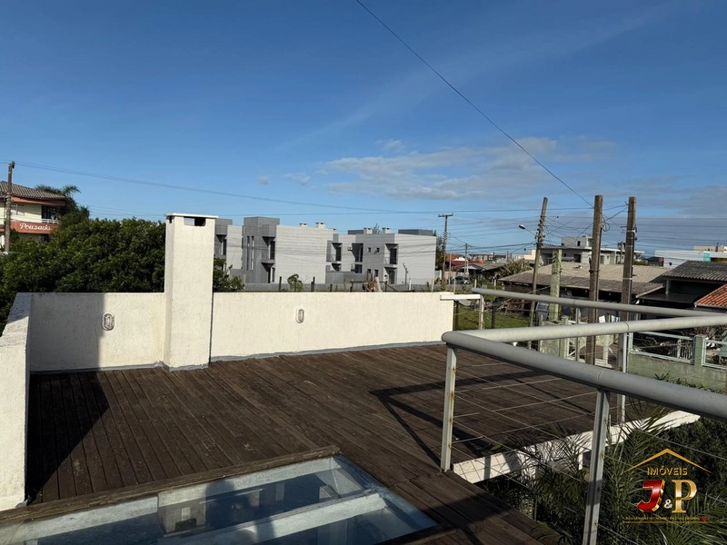 Casa a alguns passos do mar, 3 dormitórios e piscina por preço único!!: 31ª foto da galeria de imagens do imóvel
