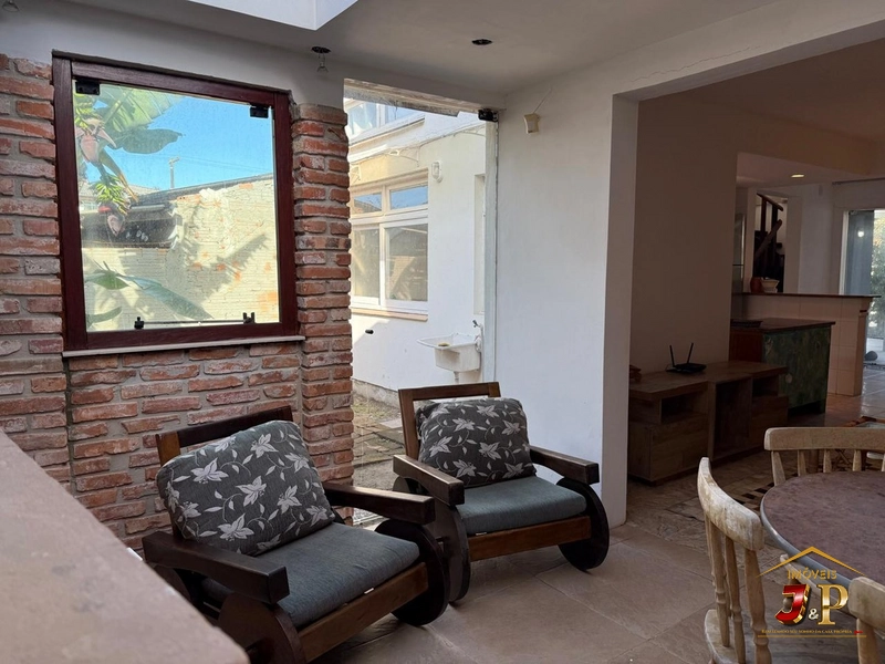 Casa a alguns passos do mar, 3 dormitórios e piscina por preço único!!: 20ª foto da galeria de imagens do imóvel