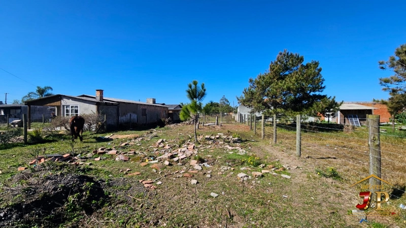 Terreno bem localizado: 2ª foto da galeria de imagens do imóvel