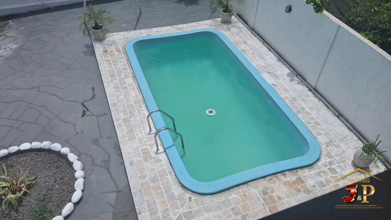 Sobrado de 3 andares, com 4 dormitórios e piscina: 20ª foto da galeria de imagens do imóvel