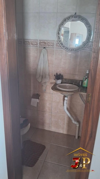 Sobrado de 3 andares, com 4 dormitórios e piscina: 16ª foto da galeria de imagens do imóvel
