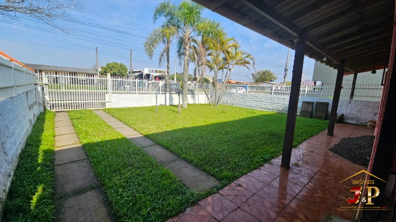 Casa bem localizada, com 2 dormitórios e terreno inteiro: 6ª foto da galeria de imagens do imóvel
