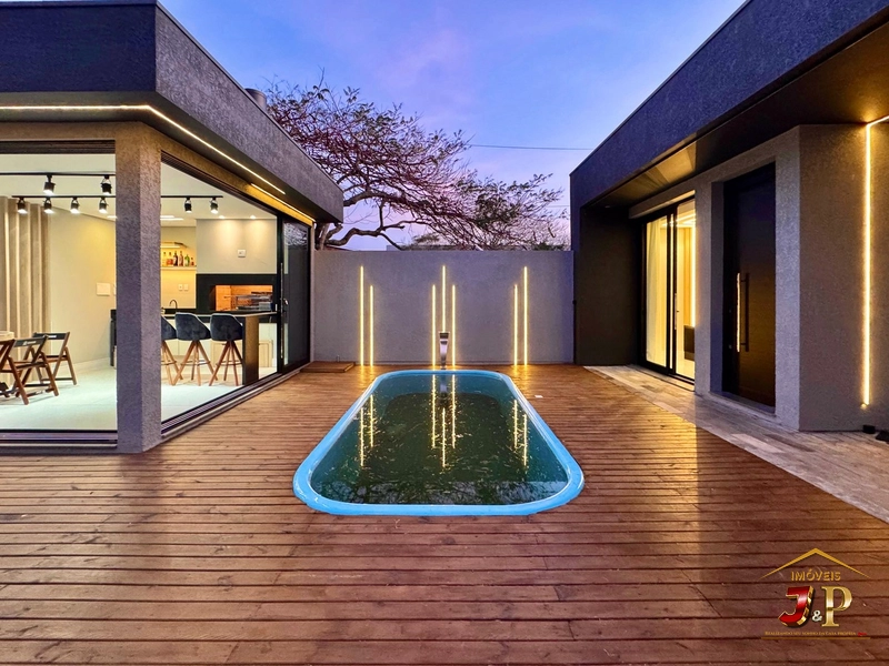 Casa com padrão cinema, pronta para você morar!: 10ª foto da galeria de imagens do imóvel