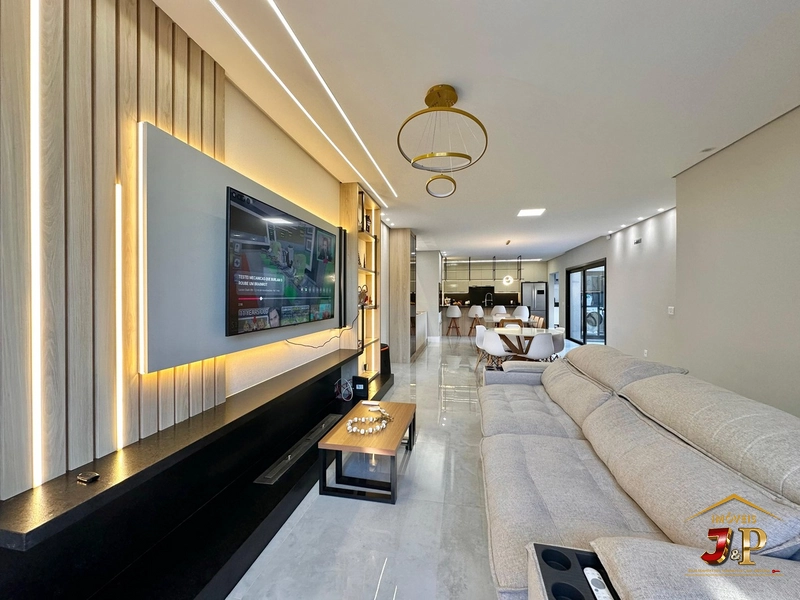 Casa com padrão cinema, pronta para você morar!: 11ª foto da galeria de imagens do imóvel