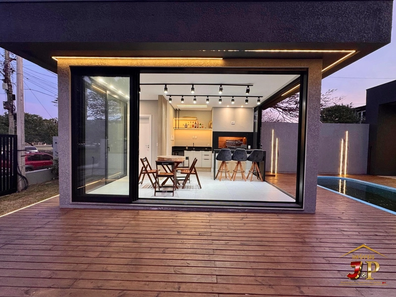 Casa com padrão cinema, pronta para você morar!: 3ª foto da galeria de imagens do imóvel