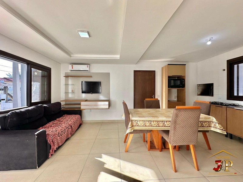 Casa linda com 3 dormitórios: 2ª foto da galeria de imagens do imóvel