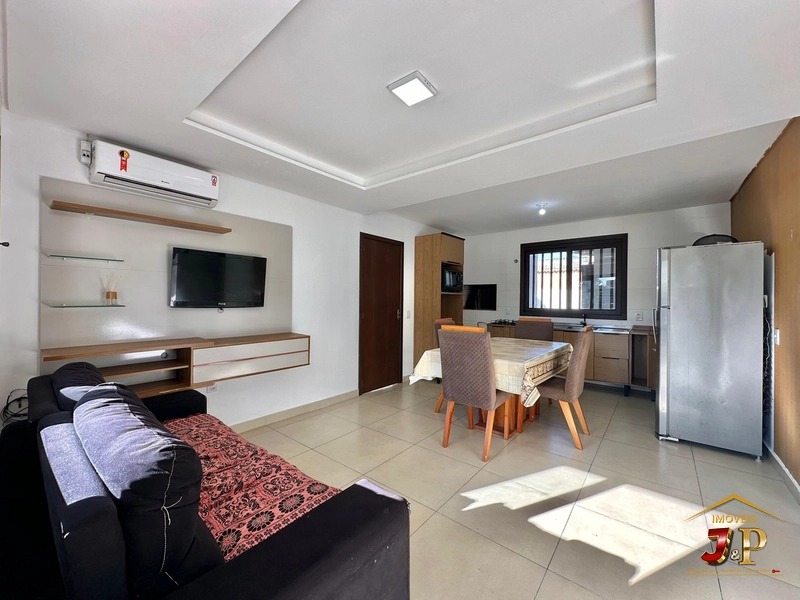 Casa linda com 3 dormitórios: 3ª foto da galeria de imagens do imóvel